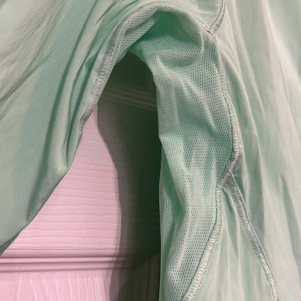 Lululemon Running Jacket - Picture 10 of 10